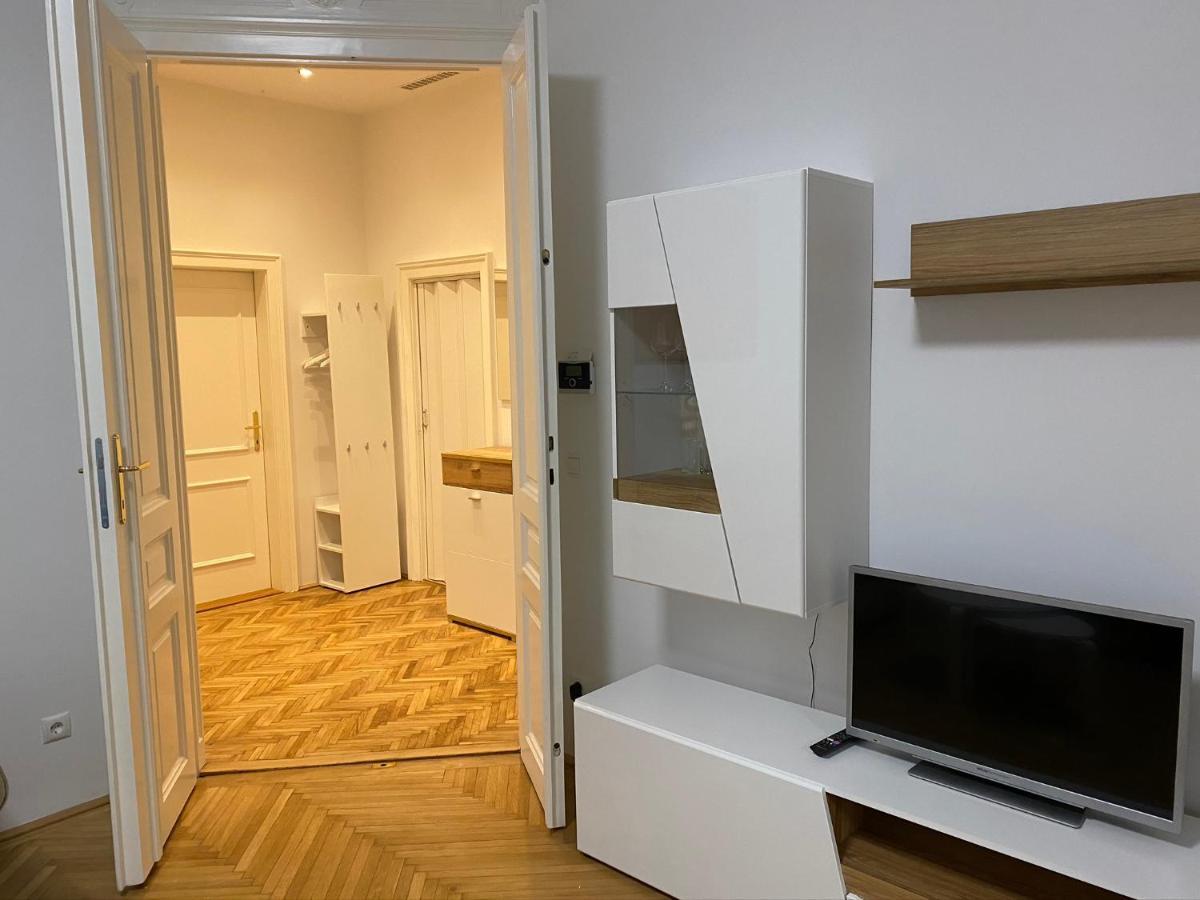 Mq Appartement Vienna Esterno foto