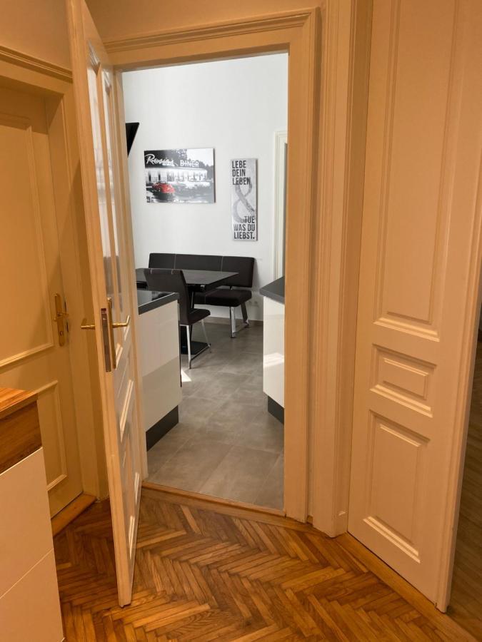 Mq Appartement Vienna Esterno foto